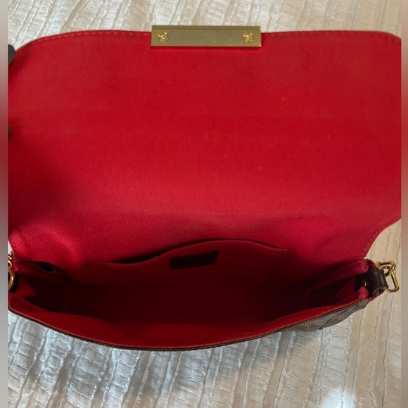 $1299 🅿️🅿️ - Authentic Louis Vuitton Favorite MM - Picture 4 of 13